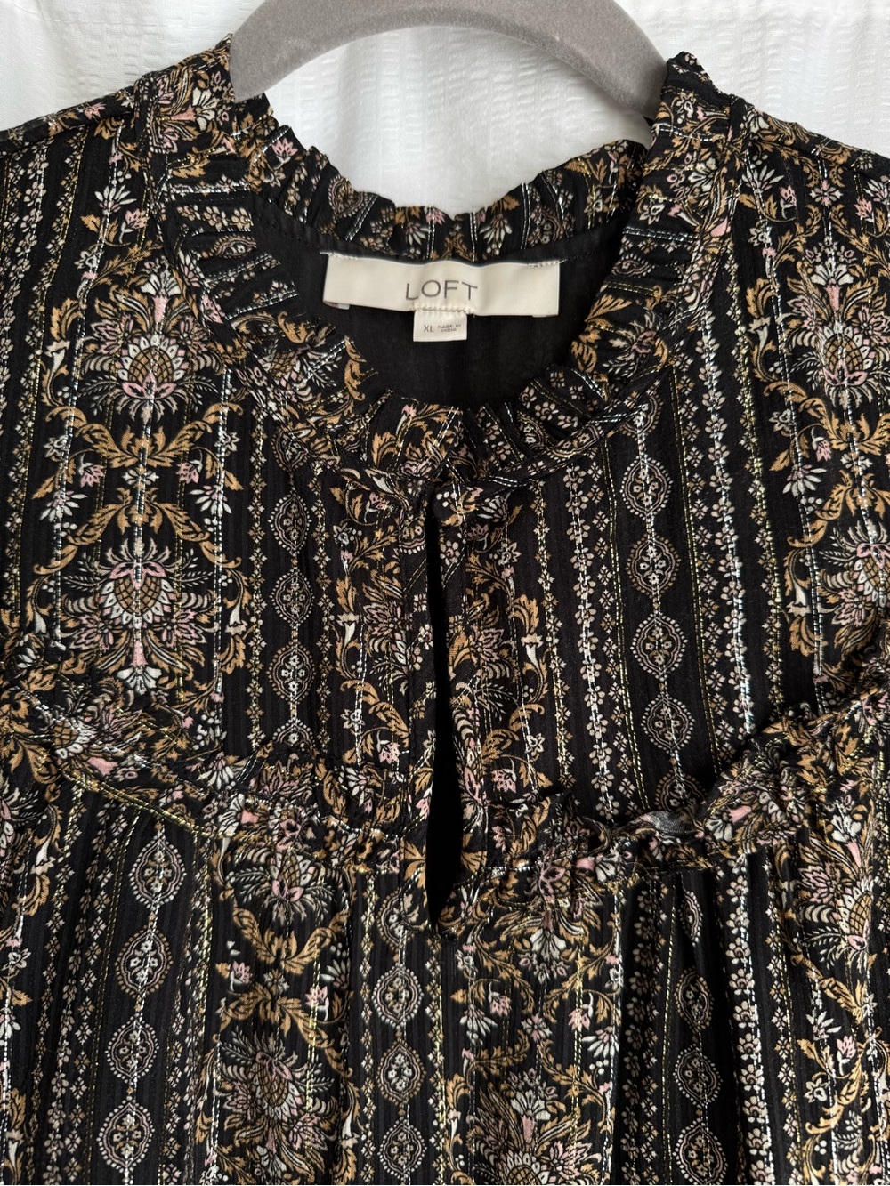 LOFT Black Floral Ruffled-Neck Short Sleeve Blouse with Metallic Accents